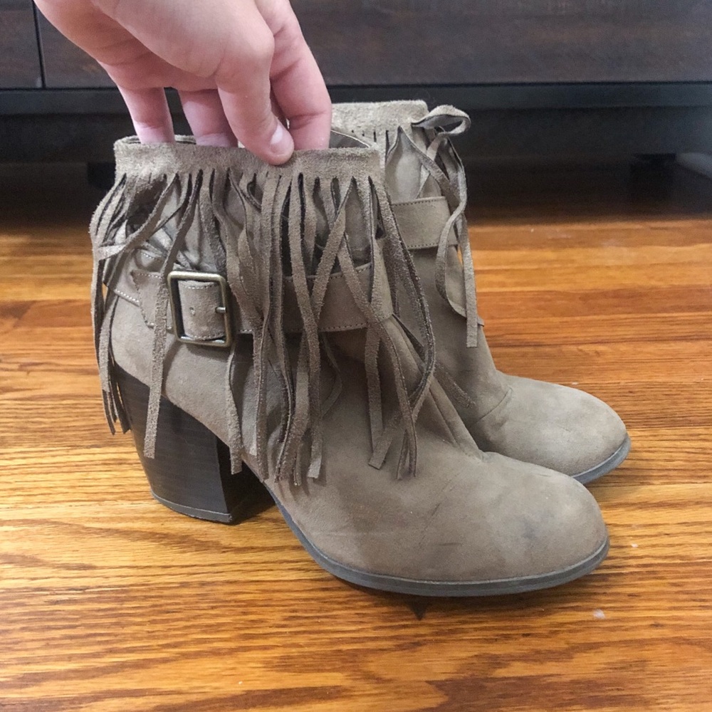 Chunky Fringe Heels